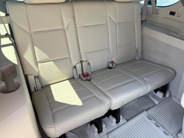 2023 Cadillac Escalade ESV Vehicle Photo in COLUMBIA, MO 65203-3903