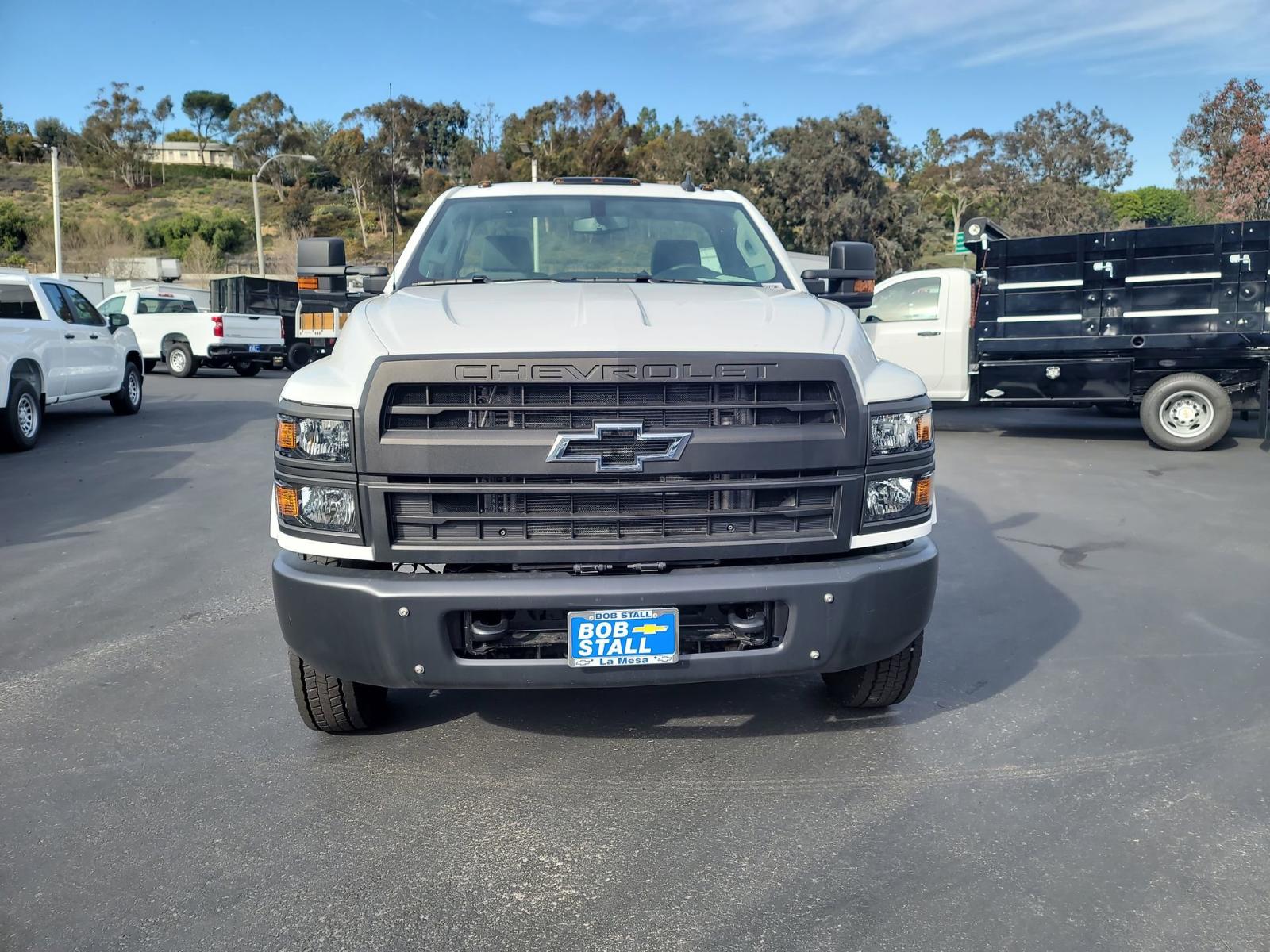 2022 Chevrolet Silverado Chassis Cab Vehicle Photo in LA MESA, CA 91942-8211