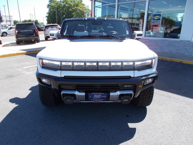 2023 GMC HUMMER EV Pickup Vehicle Photo in LOWELL, MA 01852-4336