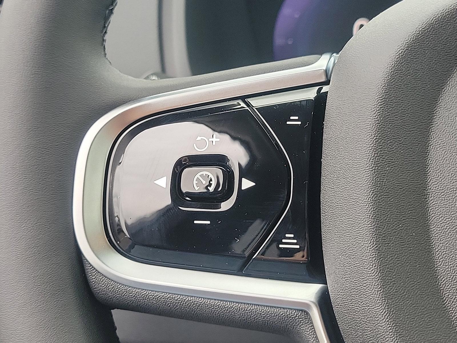 2025 Volvo XC90 Plug-In Hybrid Vehicle Photo in Trevose, PA 19053