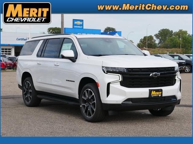 2024 Chevrolet Suburban Vehicle Photo in MAPLEWOOD, MN 55119-4794