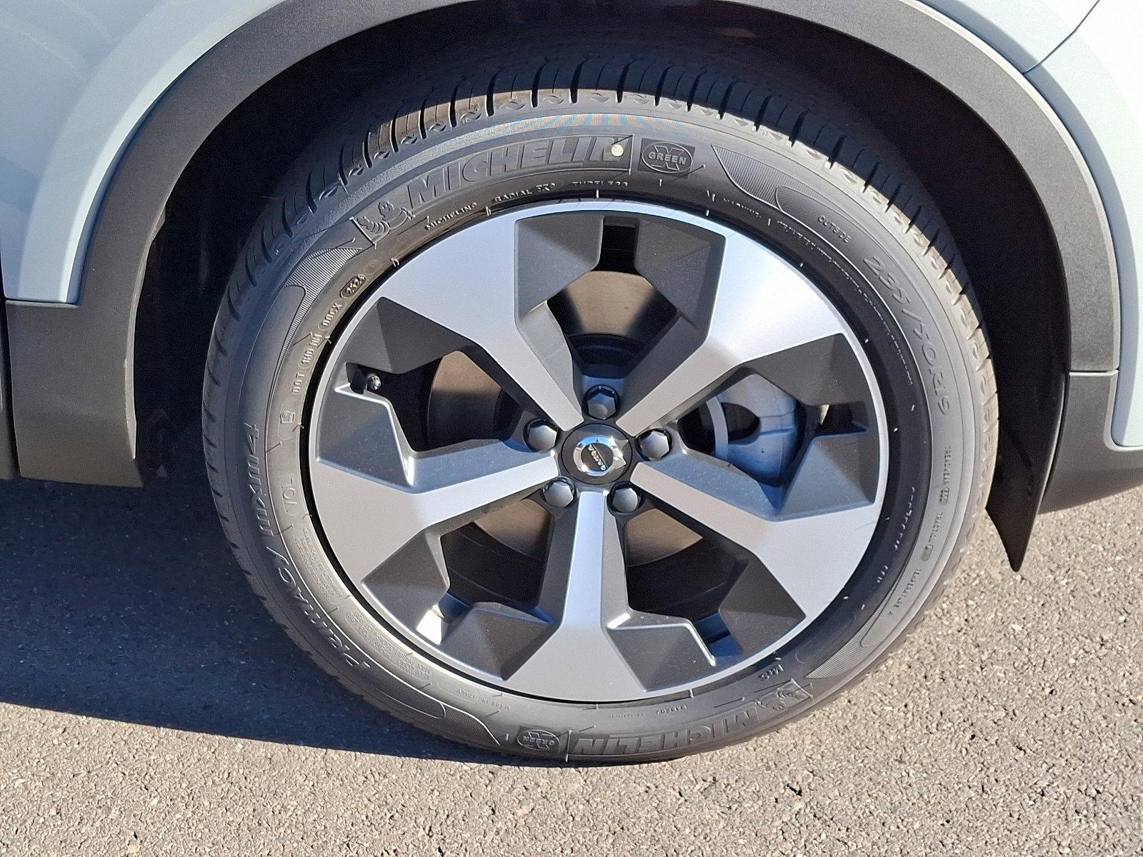 2025 Volvo XC40 Vehicle Photo in Trevose, PA 19053