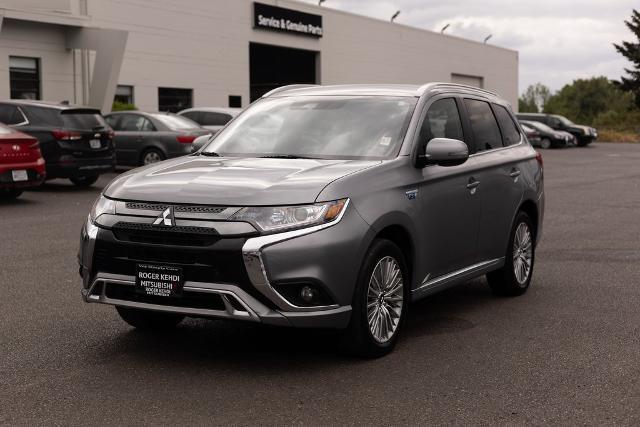 2022 Mitsubishi Outlander PHEV Vehicle Photo in Tigard, OR 97223