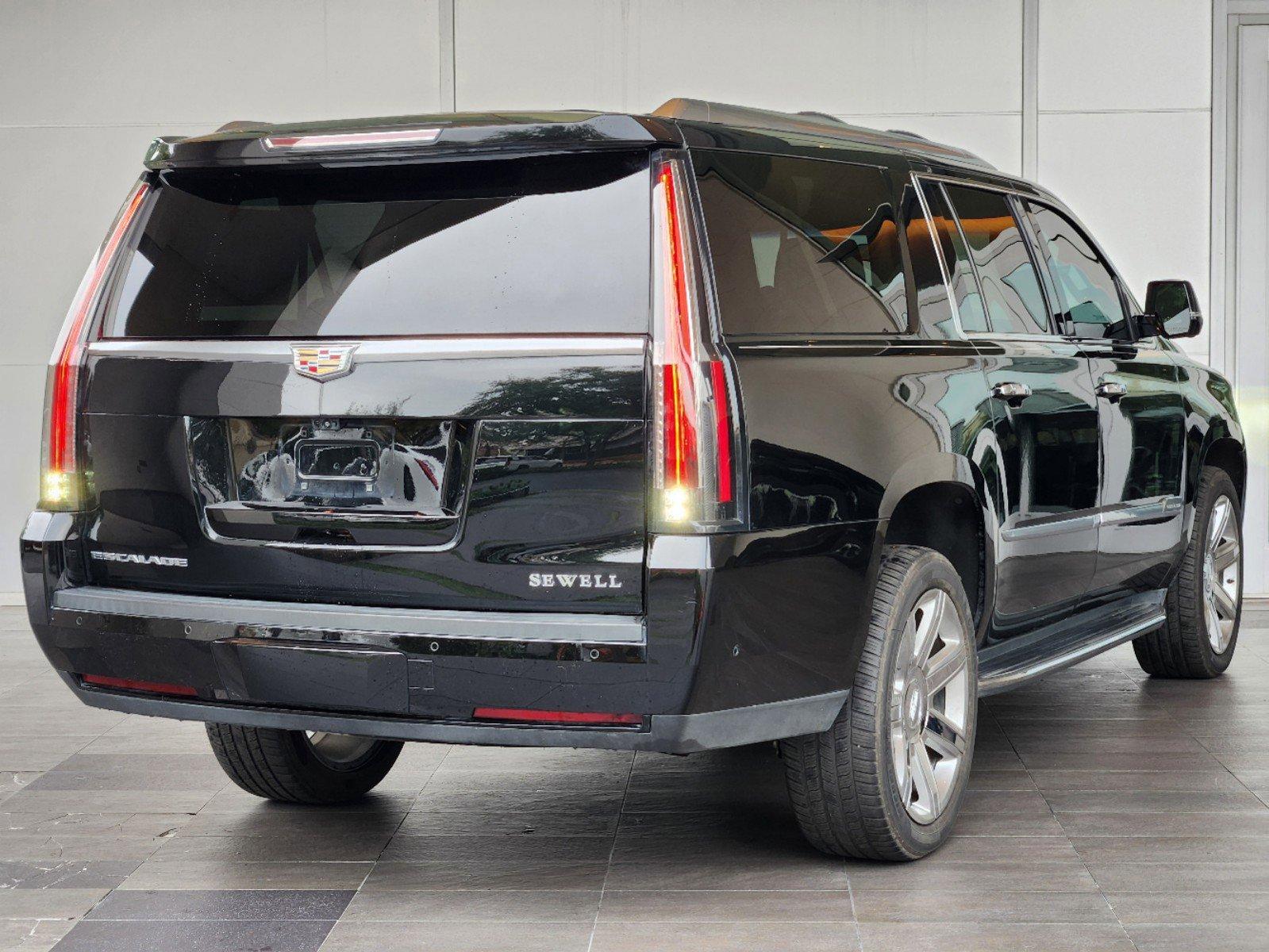 2019 Cadillac Escalade ESV Vehicle Photo in HOUSTON, TX 77079-1502