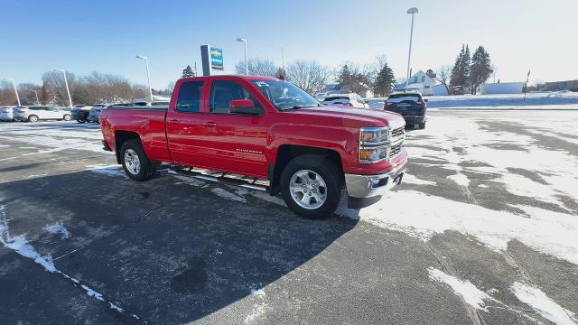 Used 2015 Chevrolet Silverado 1500 LT with VIN 1GCVKREC1FZ216287 for sale in Lewiston, Minnesota