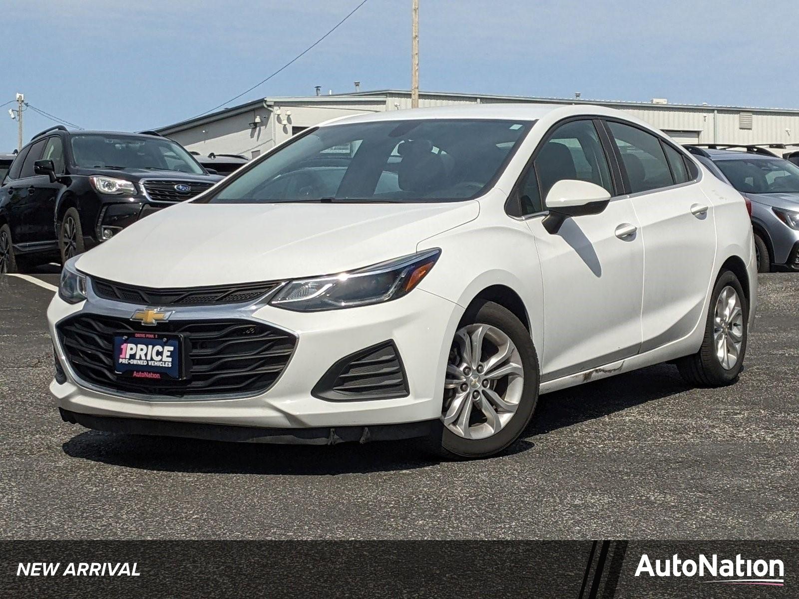 2019 Chevrolet Cruze Vehicle Photo in Cockeysville, MD 21030