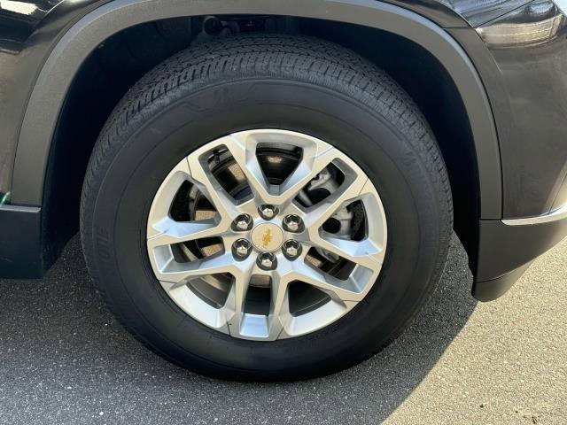 2021 Chevrolet Traverse Vehicle Photo in SAINT JAMES, NY 11780-3219