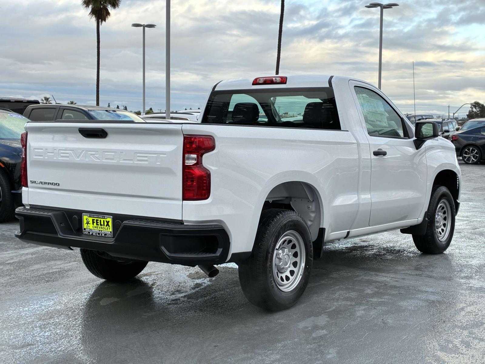 2025 Chevrolet Silverado 1500 Vehicle Photo in LOS ANGELES, CA 90007-3794