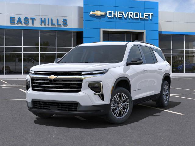 2025 Chevrolet Traverse Vehicle Photo in Roslyn, NY 11576