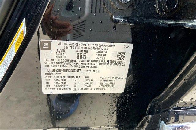 2023 Buick Envision Vehicle Photo in TOPEKA, KS 66609-0000