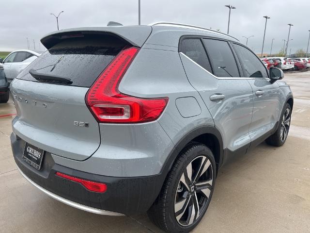 2025 Volvo XC40 Vehicle Photo in Grapevine, TX 76051