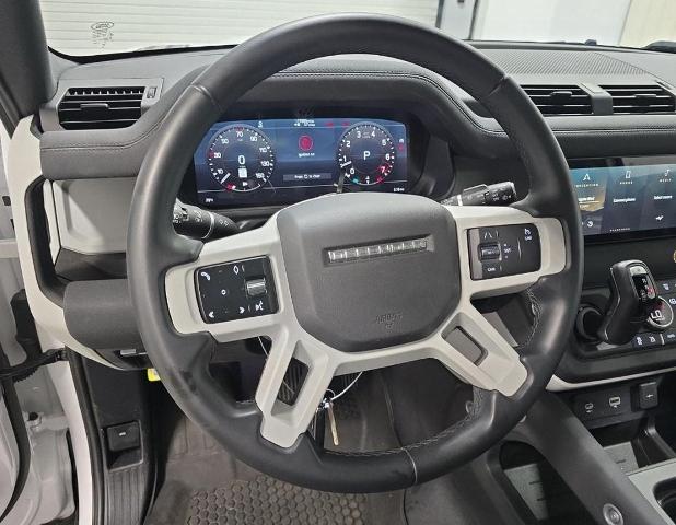 2023 Land Rover Defender Vehicle Photo in San Antonio, TX 78230