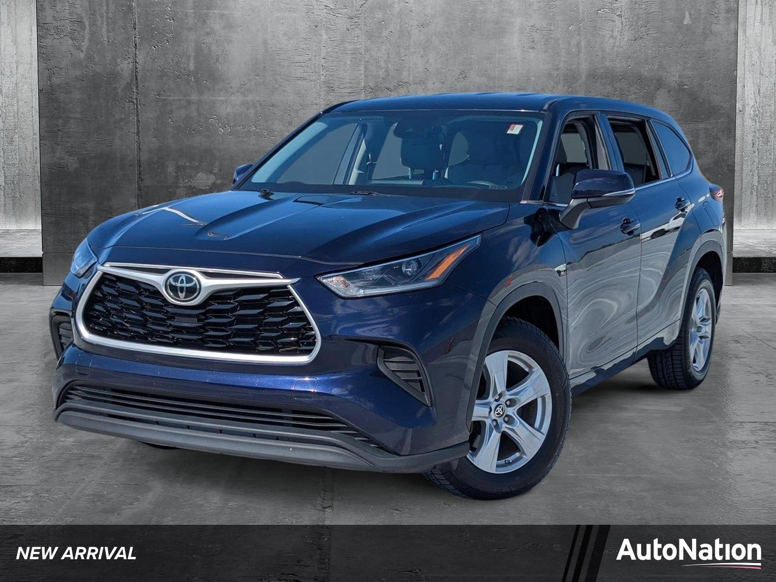 2021 Toyota Highlander Vehicle Photo in Ft. Myers, FL 33907