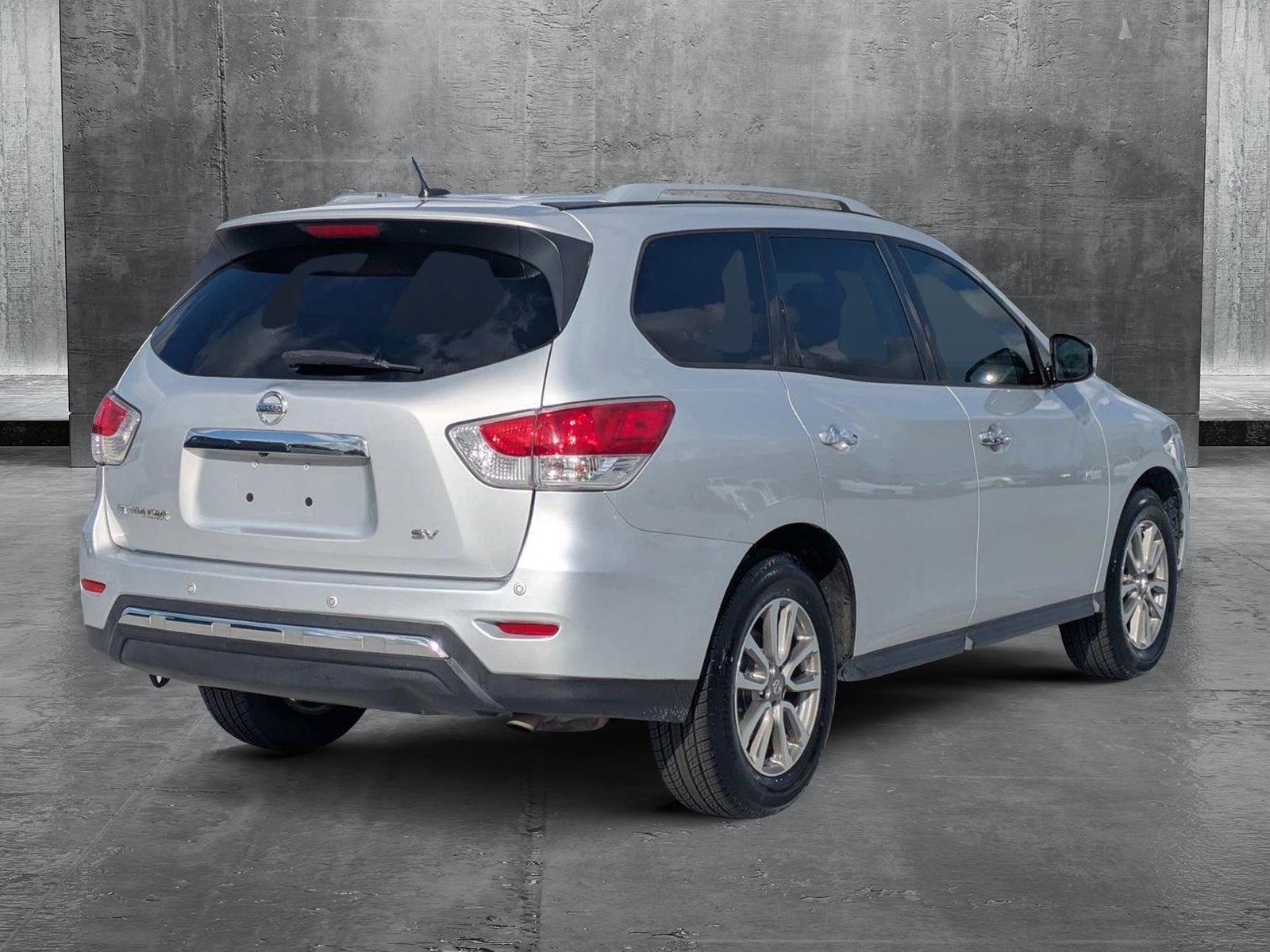 2016 Nissan Pathfinder Vehicle Photo in WEST PALM BEACH, FL 33407-3296