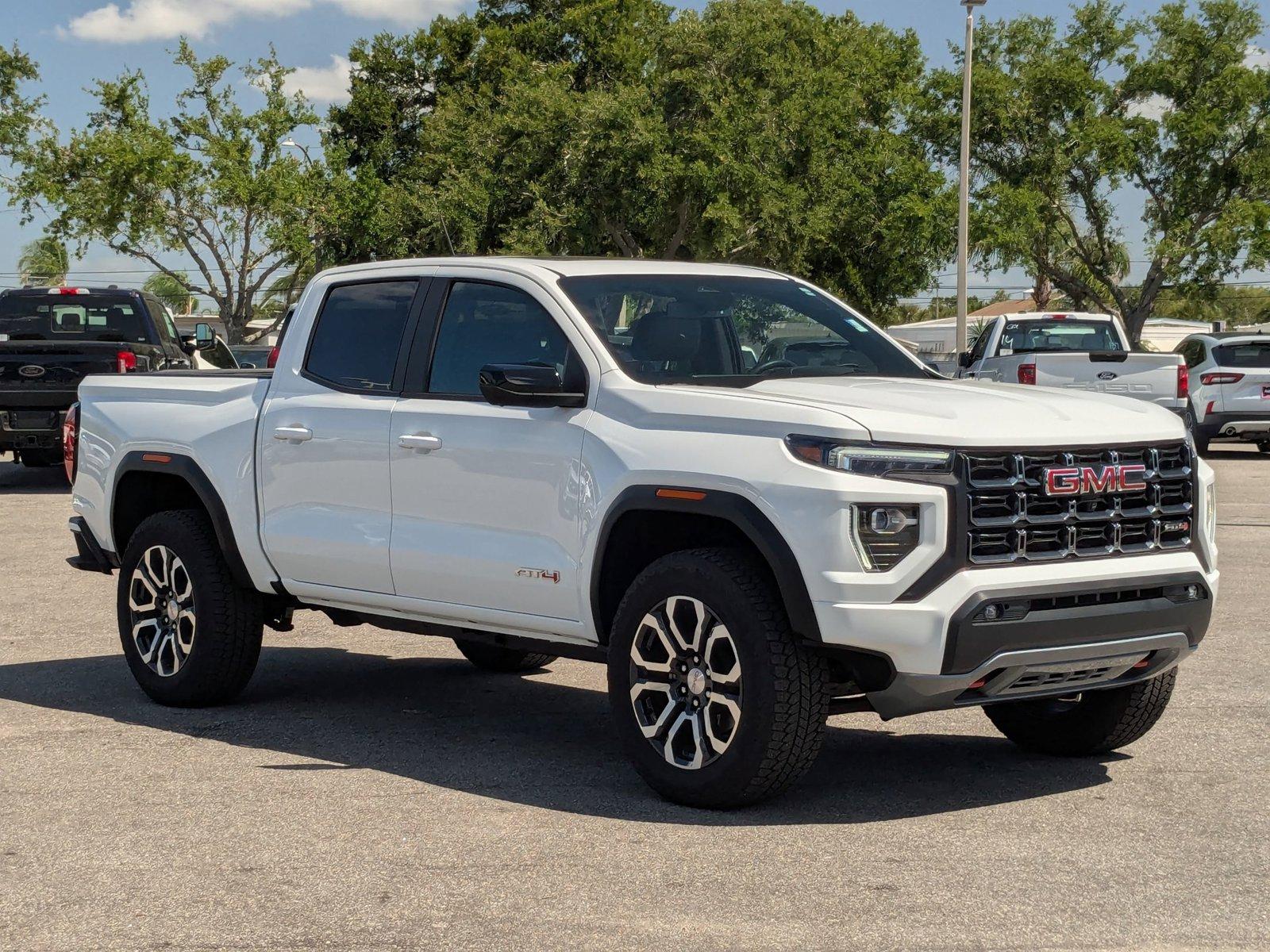 2024 GMC Canyon Vehicle Photo in St. Petersburg, FL 33713