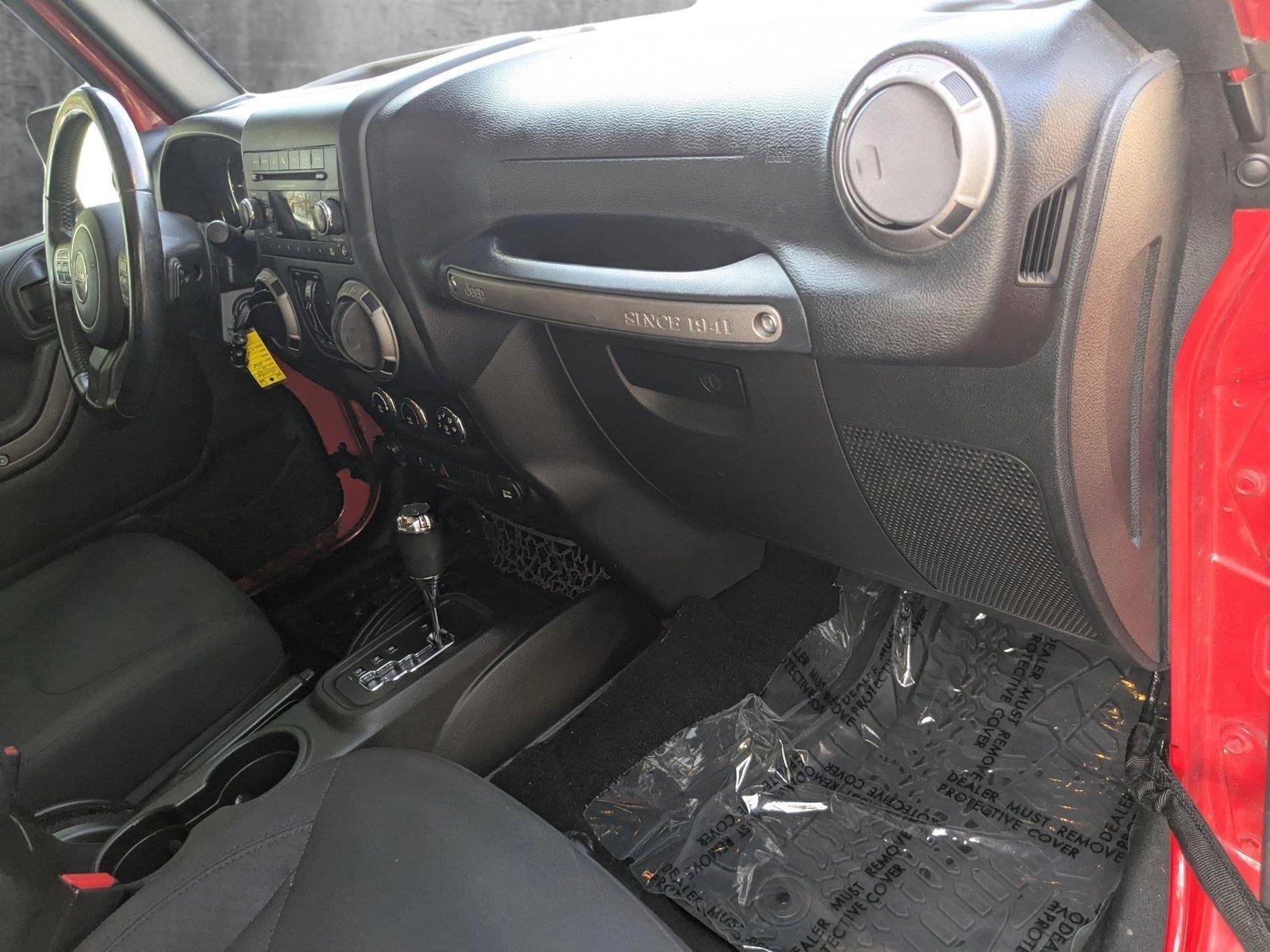 2017 Jeep Wrangler Unlimited Vehicle Photo in Tampa, FL 33614