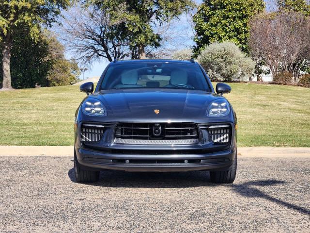 2022 Porsche Macan Vehicle Photo in GRAPEVINE, TX 76051