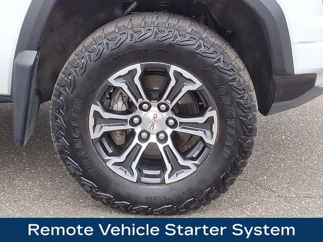 2023 GMC Canyon Vehicle Photo in DANBURY, CT 06810-5034