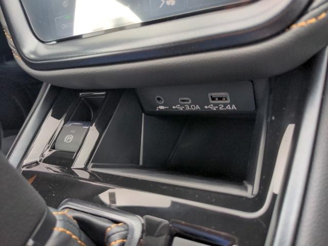 2025 Subaru Outback Vehicle Photo in Green Bay, WI 54304