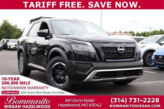 2025 Nissan Pathfinder Vehicle Photo in Hazelwood, MO 63042