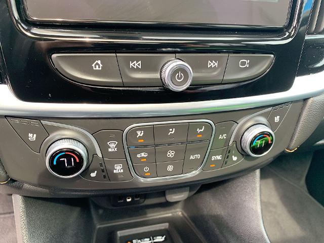 2019 Chevrolet Traverse Vehicle Photo in MOON TOWNSHIP, PA 15108-2571