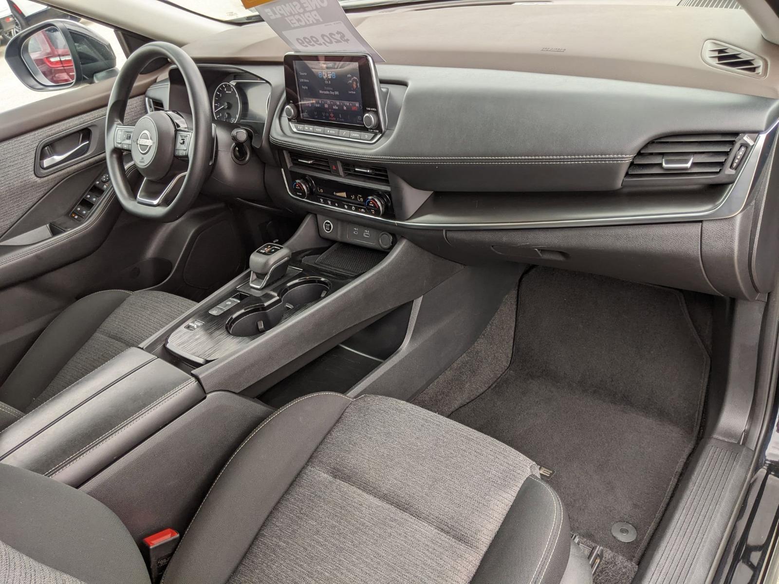 2023 Nissan Rogue Vehicle Photo in Seguin, TX 78155