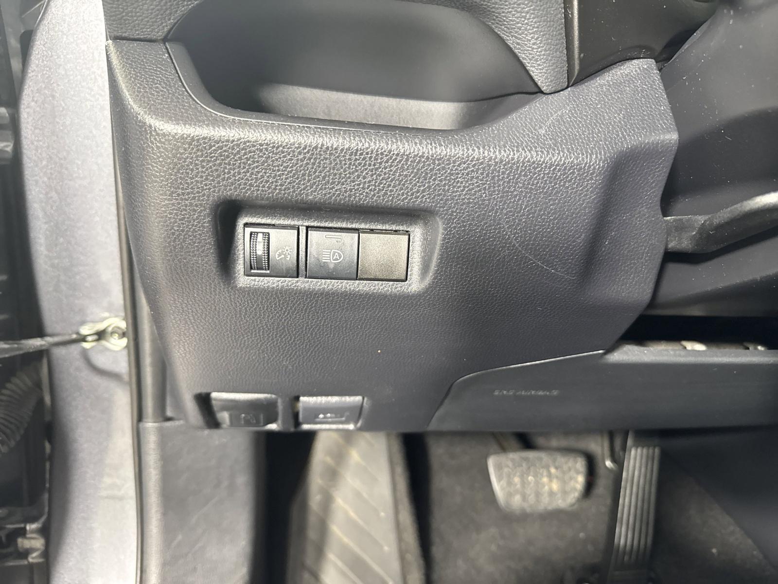2019 Toyota RAV4 Vehicle Photo in GEORGETOWN, TX 78626-7508