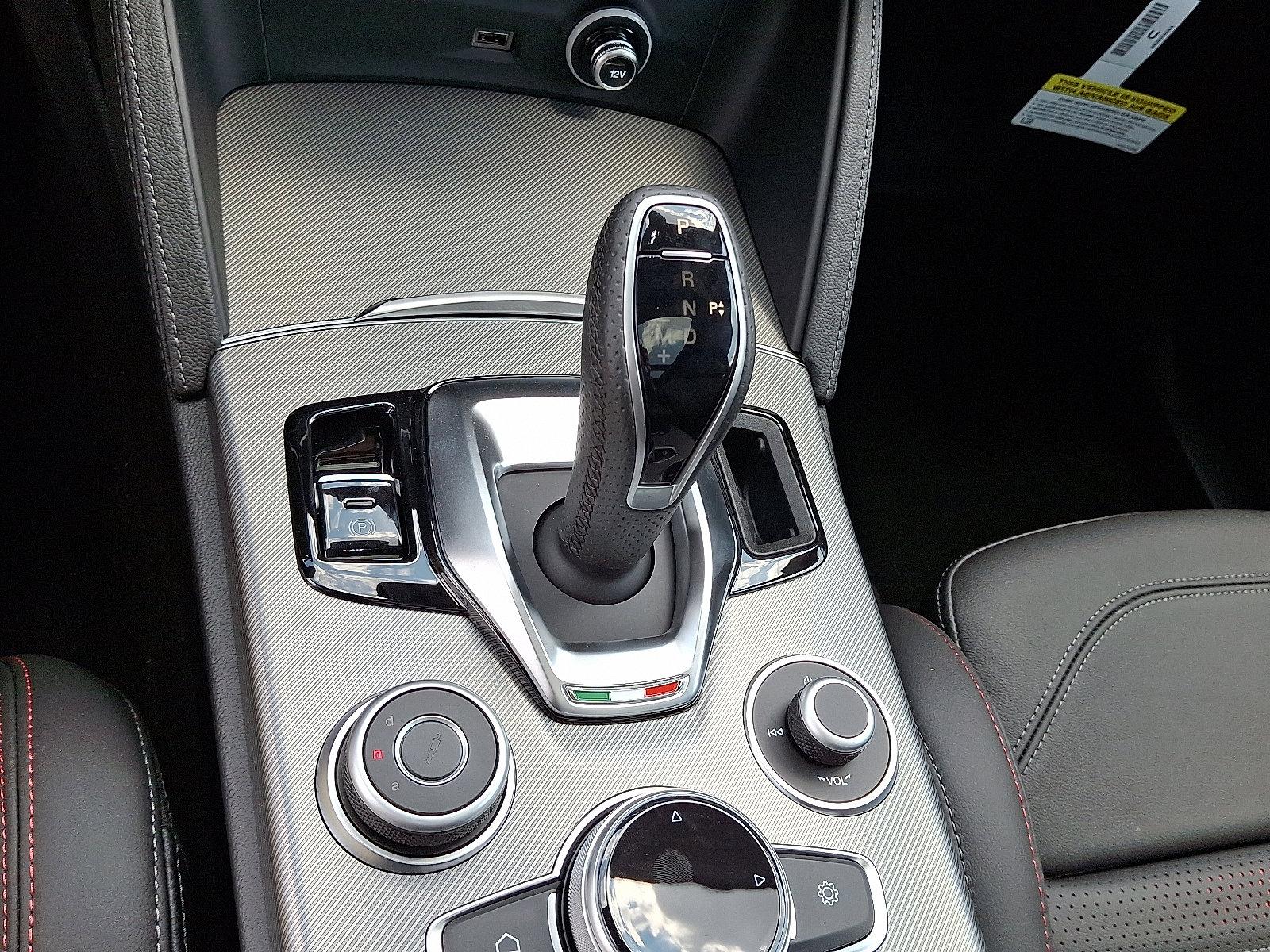 2025 Alfa Romeo Stelvio Vehicle Photo in Willow Grove, PA 19090