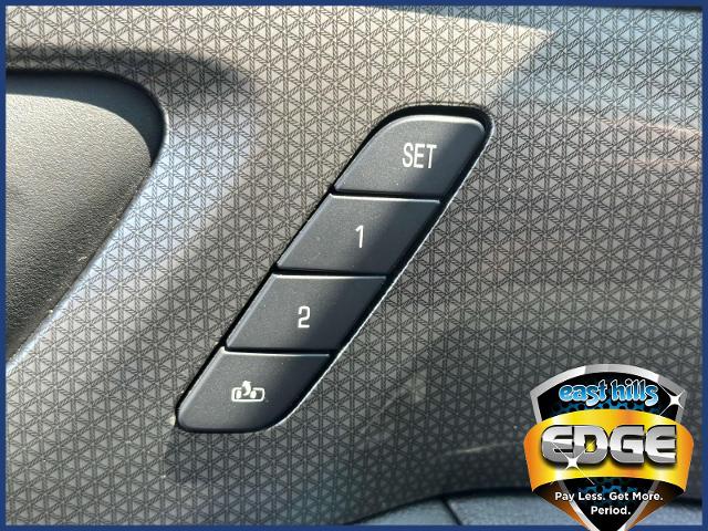 2023 Chevrolet Traverse Vehicle Photo in Roslyn, NY 11576