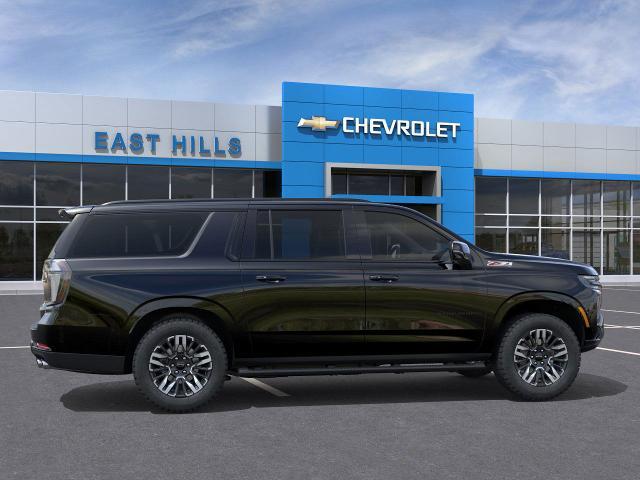2025 Chevrolet Suburban Vehicle Photo in Roslyn, NY 11576
