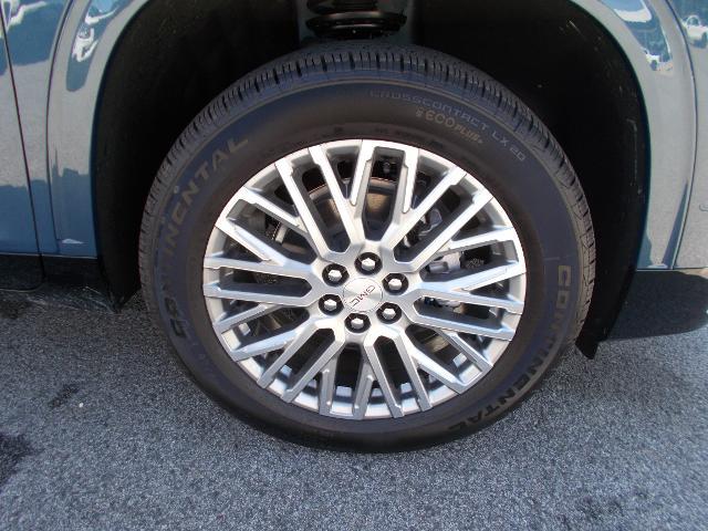 2026 GMC Acadia Vehicle Photo in LOWELL, MA 01852-4336