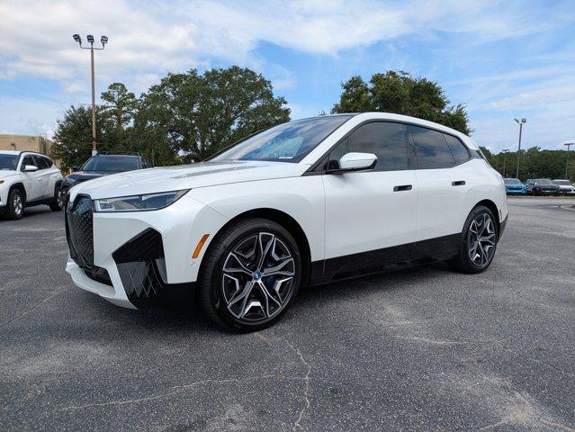2025 BMW iX Vehicle Photo in BRUNSWICK, GA 31525-1881
