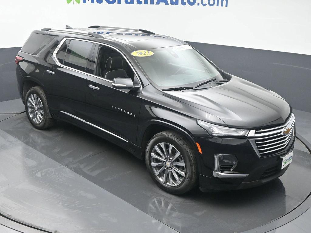 2023 Chevrolet Traverse Vehicle Photo in Cedar Rapids, IA 52402