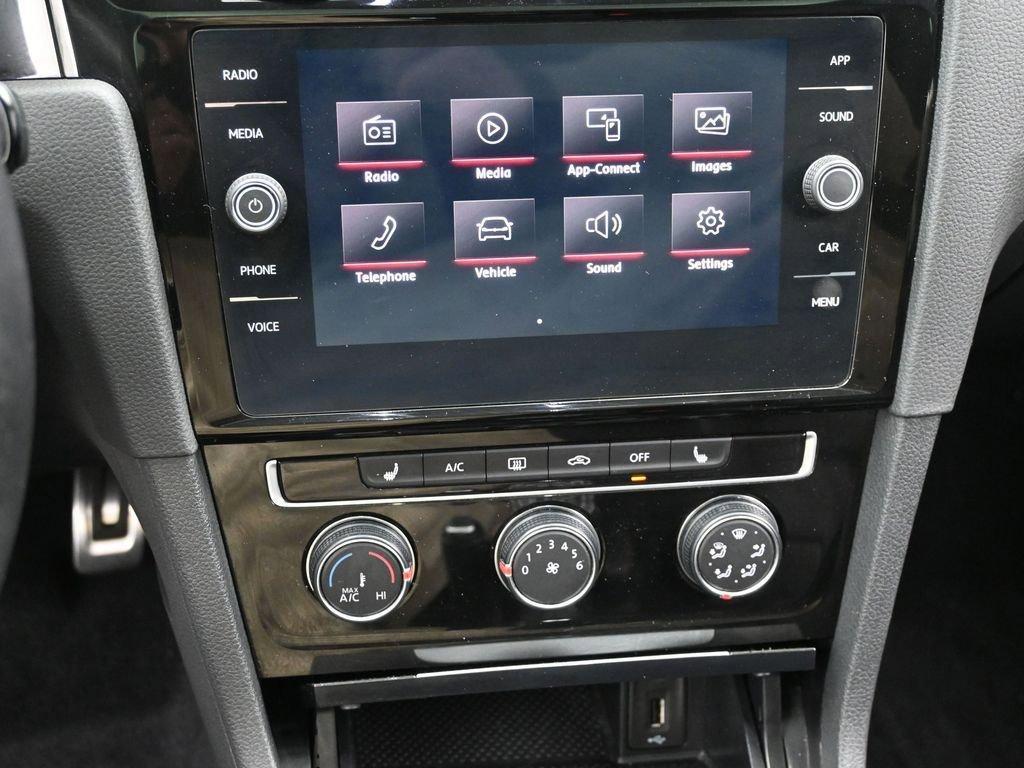 2018 Volkswagen Golf GTI Vehicle Photo in Marion, IA 52302