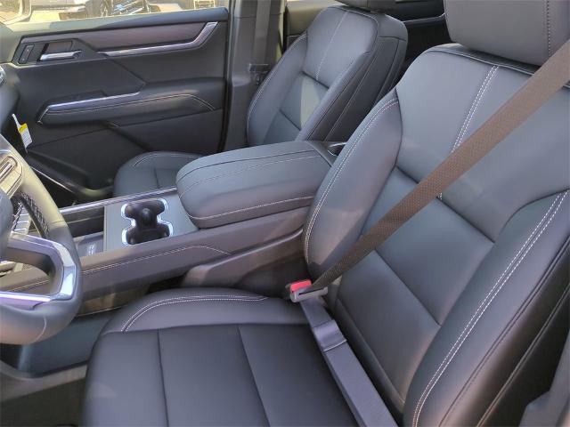 2025 GMC Acadia Vehicle Photo in GOODYEAR, AZ 85338-1310