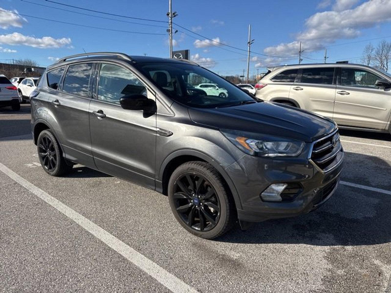 2017 Ford Escape Vehicle Photo in Trevose, PA 19053