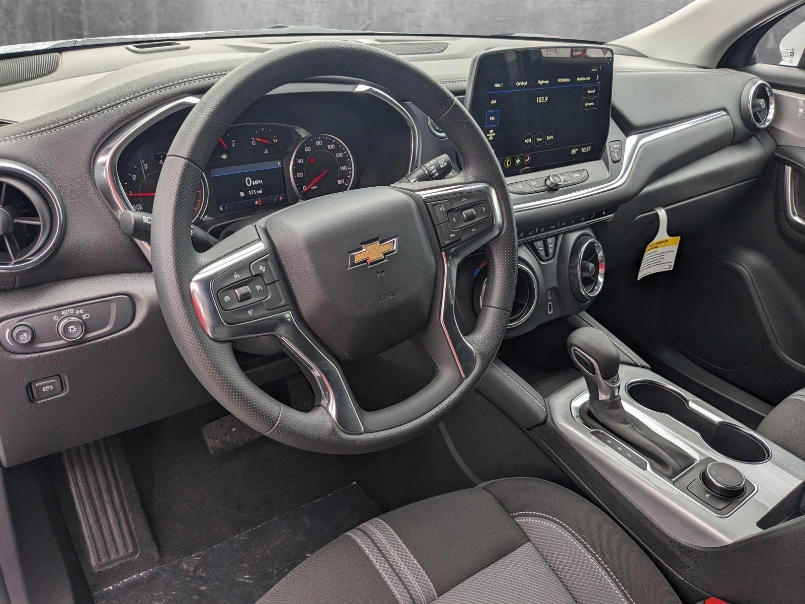 2025 Chevrolet Blazer Vehicle Photo in MIAMI, FL 33172-3015