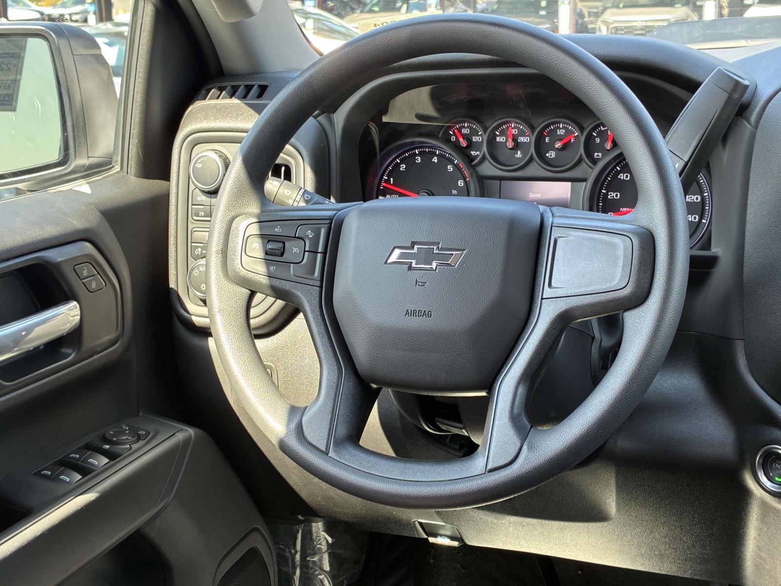 2025 Chevrolet Silverado 1500 Vehicle Photo in LOS ANGELES, CA 90007-3794