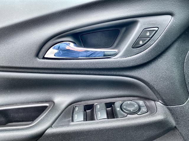 2020 Chevrolet Equinox Vehicle Photo in WILLIAMSVILLE, NY 14221-2883