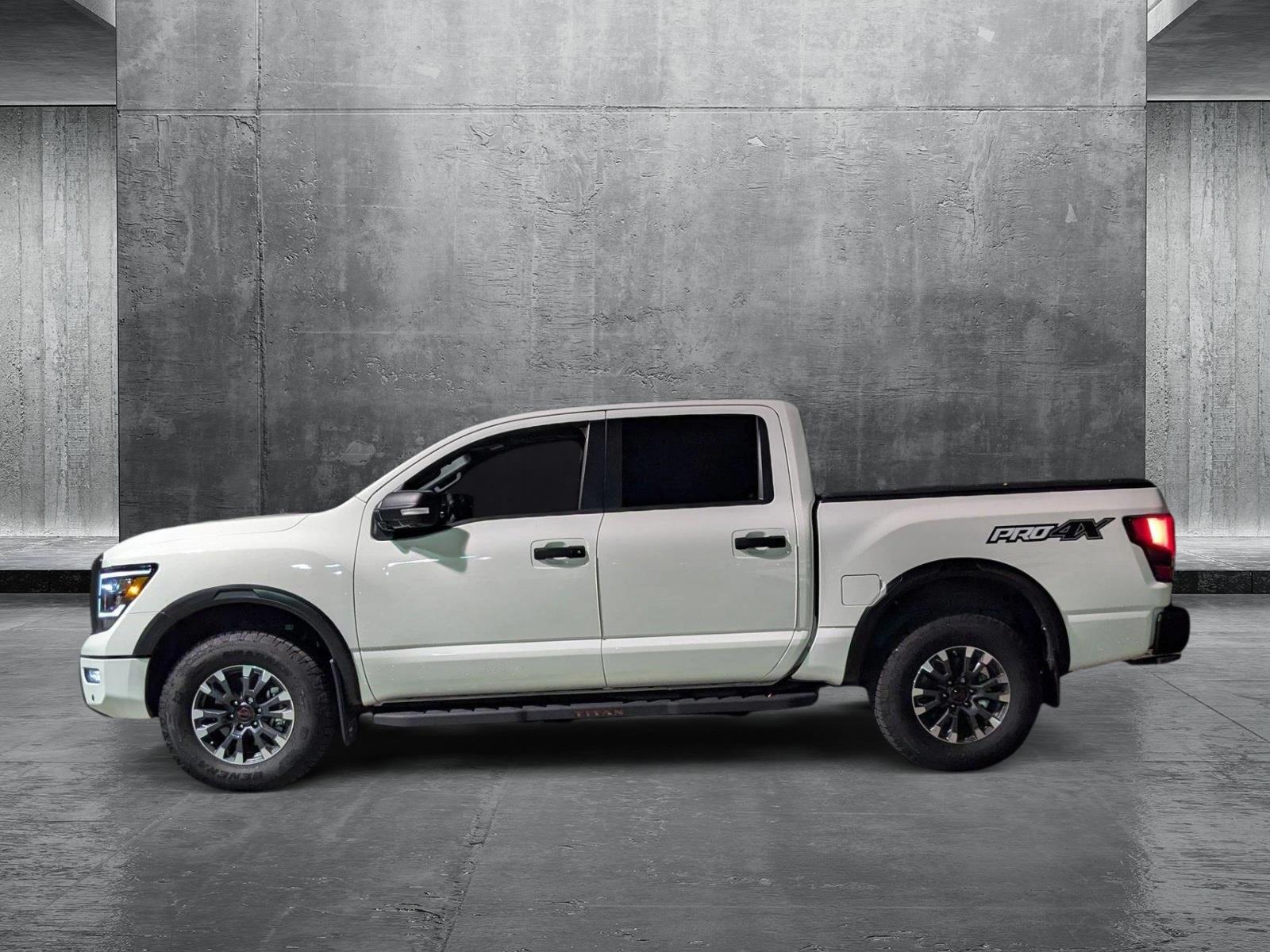 2024 Nissan Titan Vehicle Photo in Miami, FL 33135