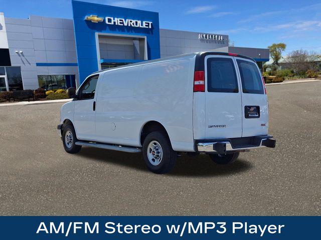 2022 GMC Savana Cargo 2500 Vehicle Photo in DANBURY, CT 06810-5034