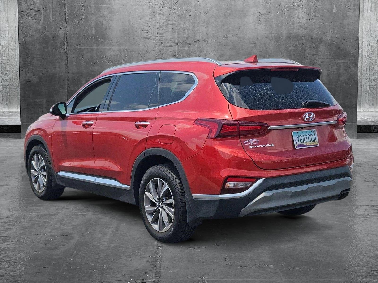 2020 Hyundai Santa Fe Vehicle Photo in GILBERT, AZ 85297-0446