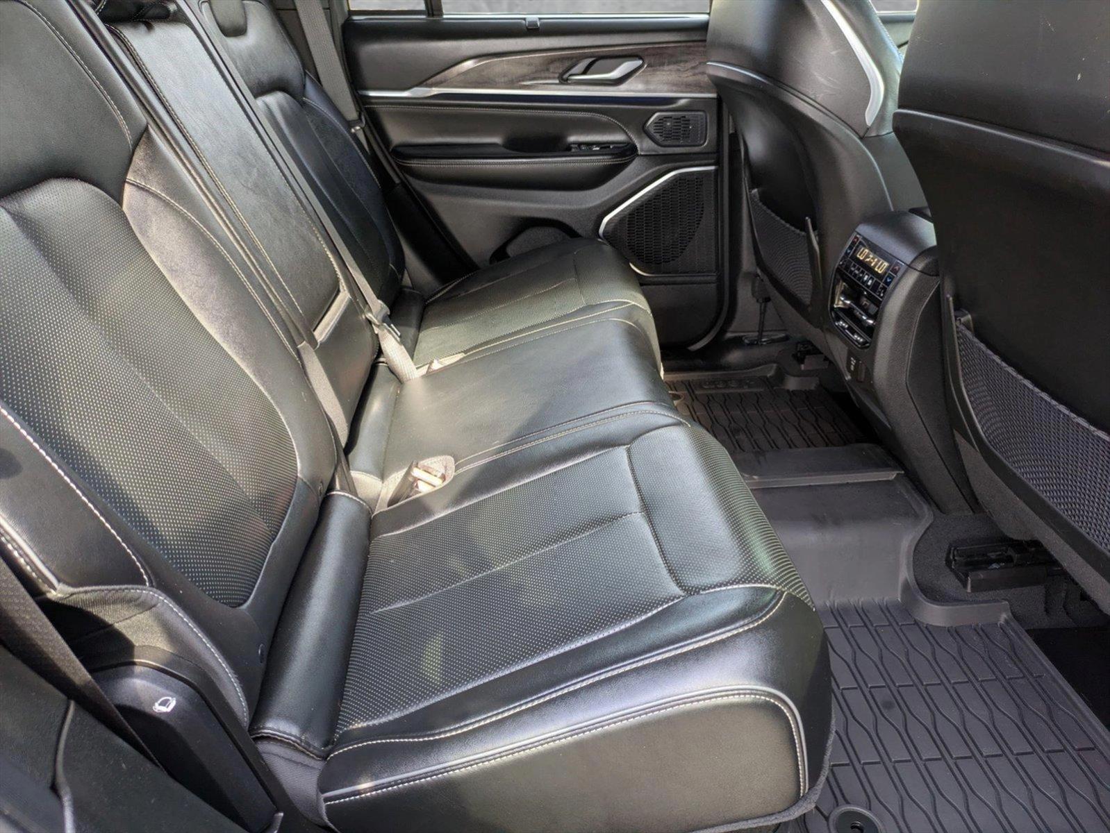 2023 Jeep Grand Cherokee Vehicle Photo in West Palm Beach, FL 33417