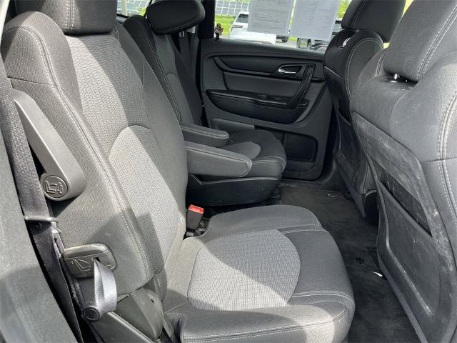 2016 Chevrolet Traverse Vehicle Photo in TULLY, NY 13159-3159