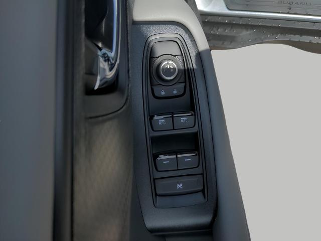 2025 Subaru Outback Vehicle Photo in Green Bay, WI 54304