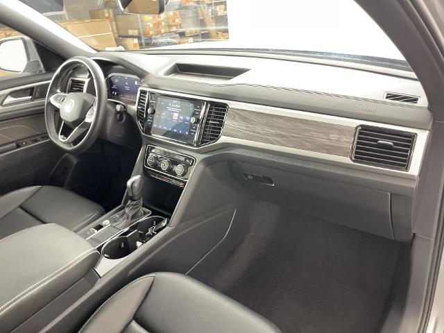 2023 Volkswagen Atlas Cross Sport Vehicle Photo in GILBERT, AZ 85297-0402