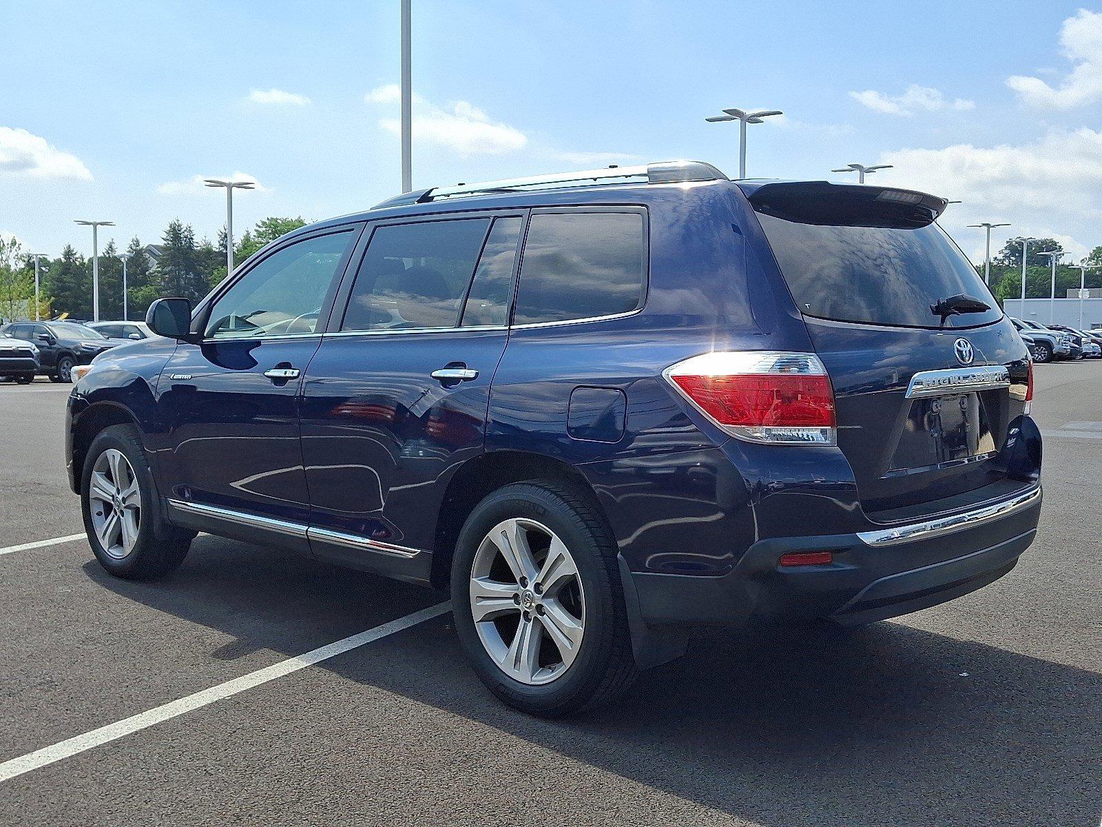 2013 Toyota Highlander Vehicle Photo in Harrisburg, PA 17111