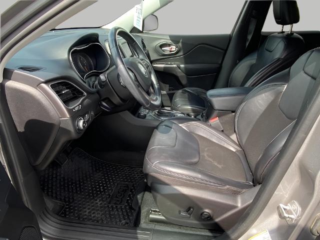 2019 Jeep Cherokee Vehicle Photo in APPLETON, WI 54914-8833