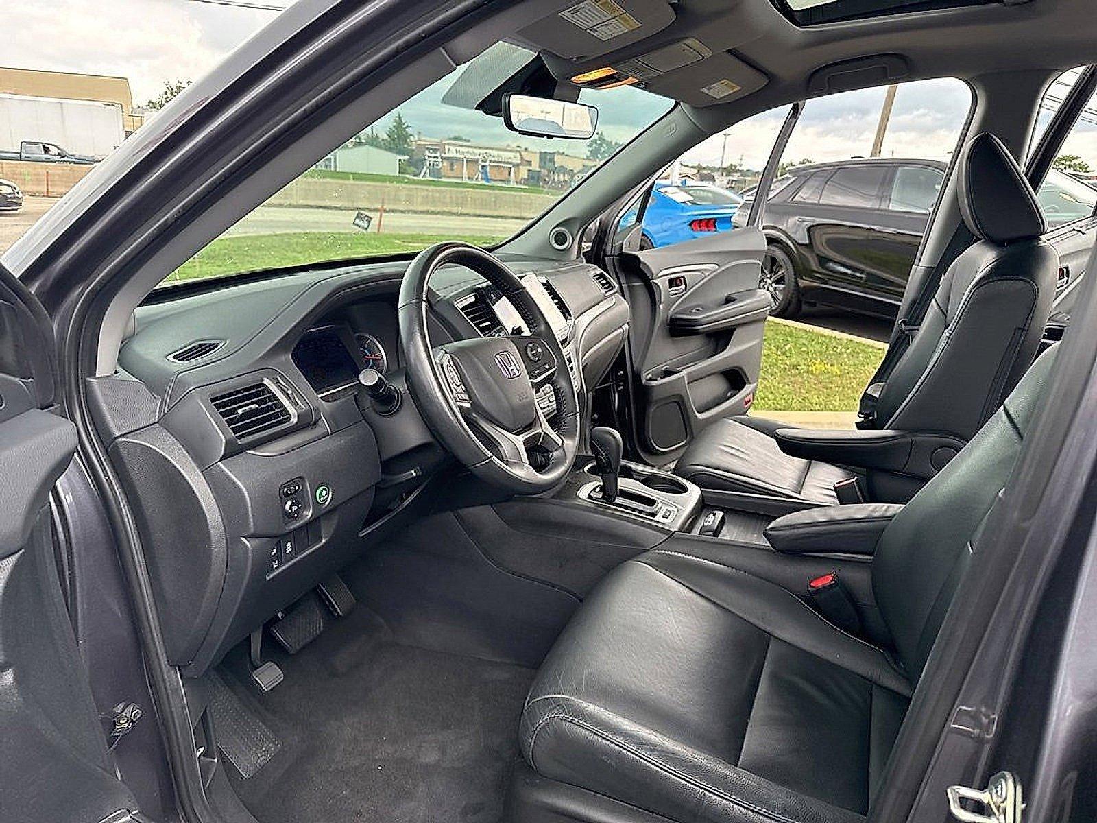 2020 Honda Pilot Vehicle Photo in Harrisburg, PA 17111