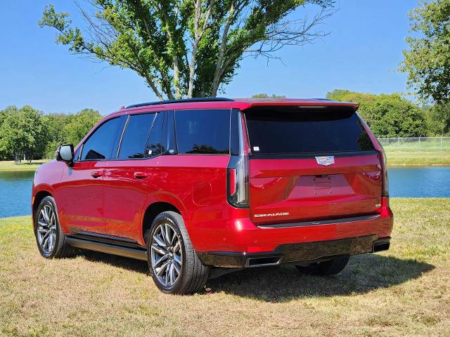 2021 Cadillac Escalade Vehicle Photo in DENTON, TX 76210-9321